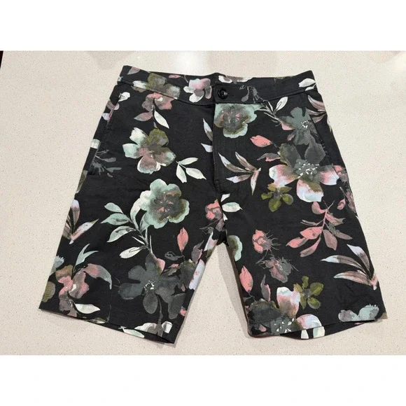 Goodman Brand Men's Floral Print Shorts Size S Black Casual Chino Style - Picture 1 of 3